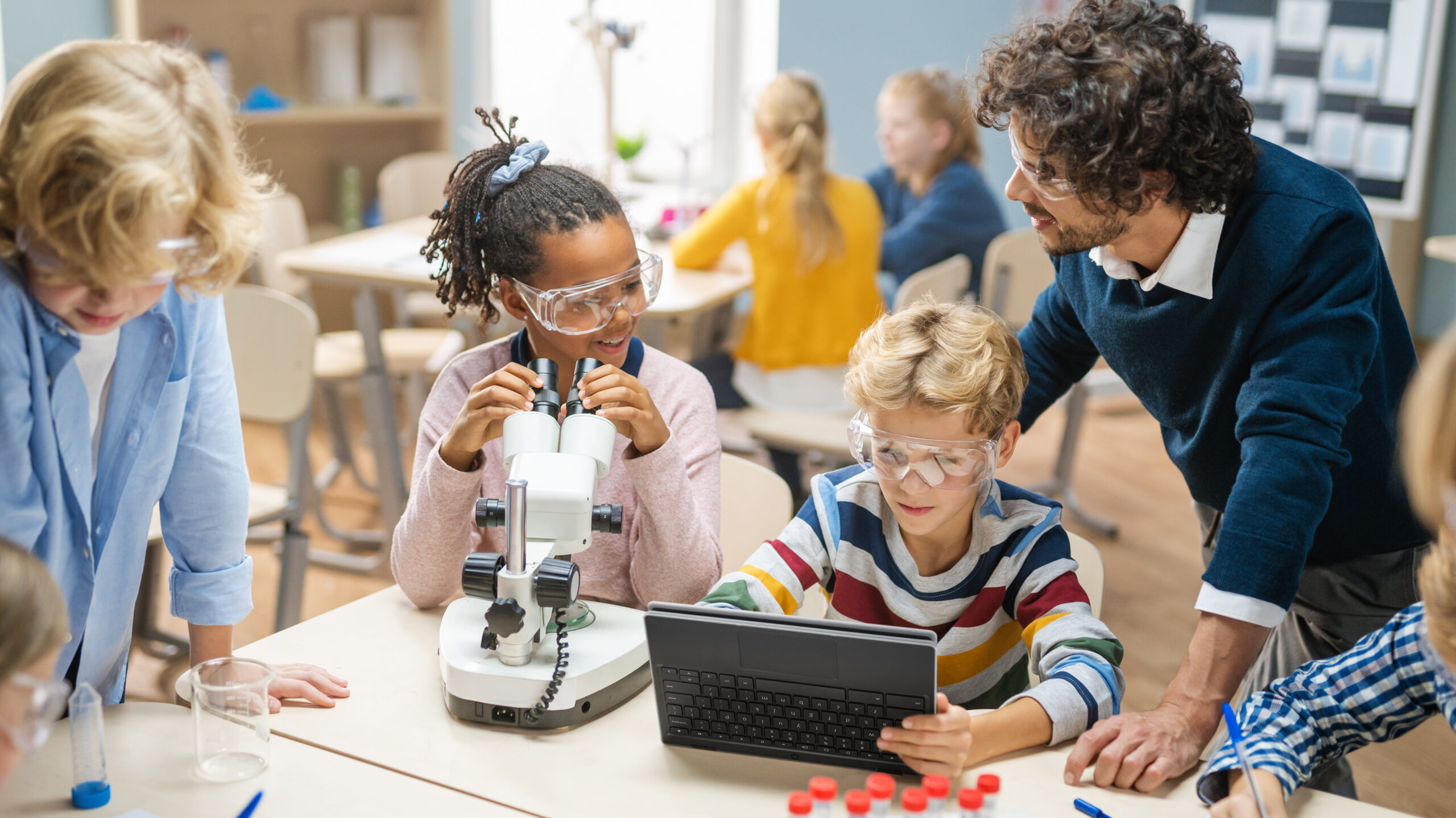 Navigating the Future The Role of STEAM Education Coaching